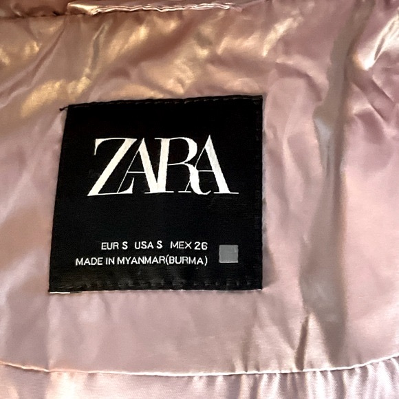 Zara Pink Metallic Shine Hooded Puffer Jacket. - Picture 3 of 7